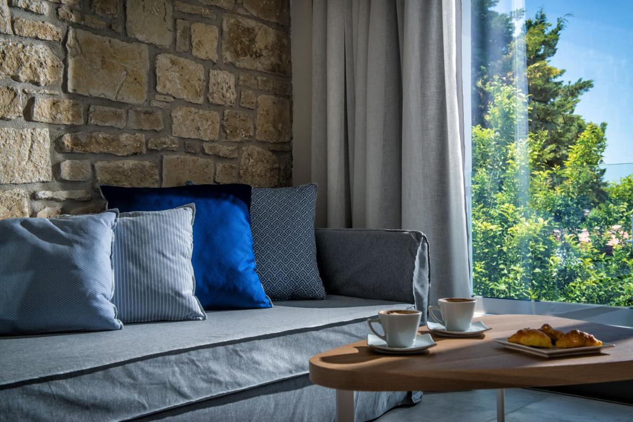 Mary Hotel & Mary Royal Suites Платанес Экстерьер фото