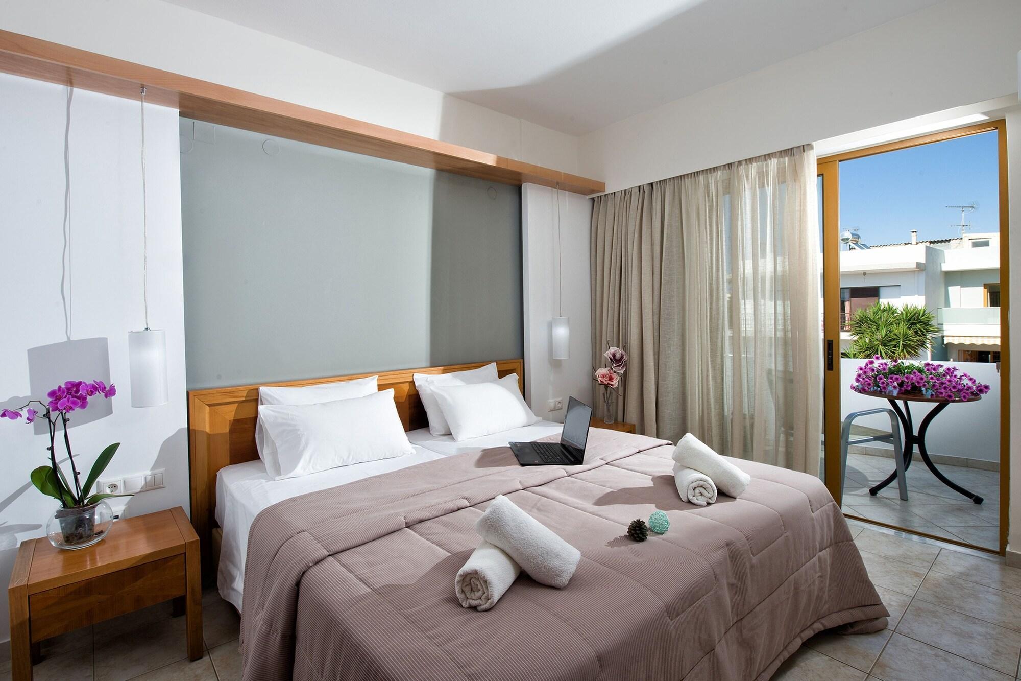 Mary Hotel & Mary Royal Suites Платанес Экстерьер фото