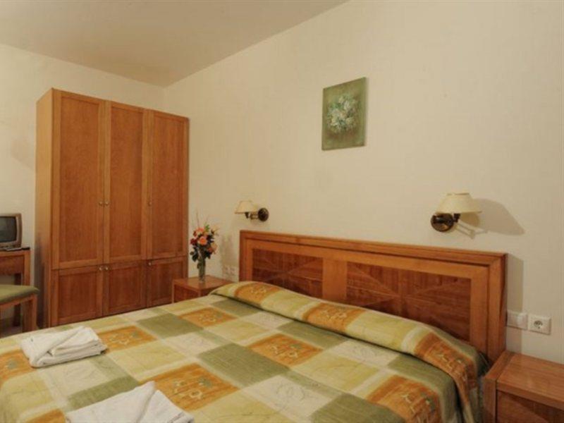 Mary Hotel & Mary Royal Suites Платанес Экстерьер фото