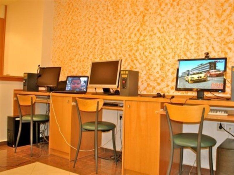 Mary Hotel & Mary Royal Suites Платанес Экстерьер фото
