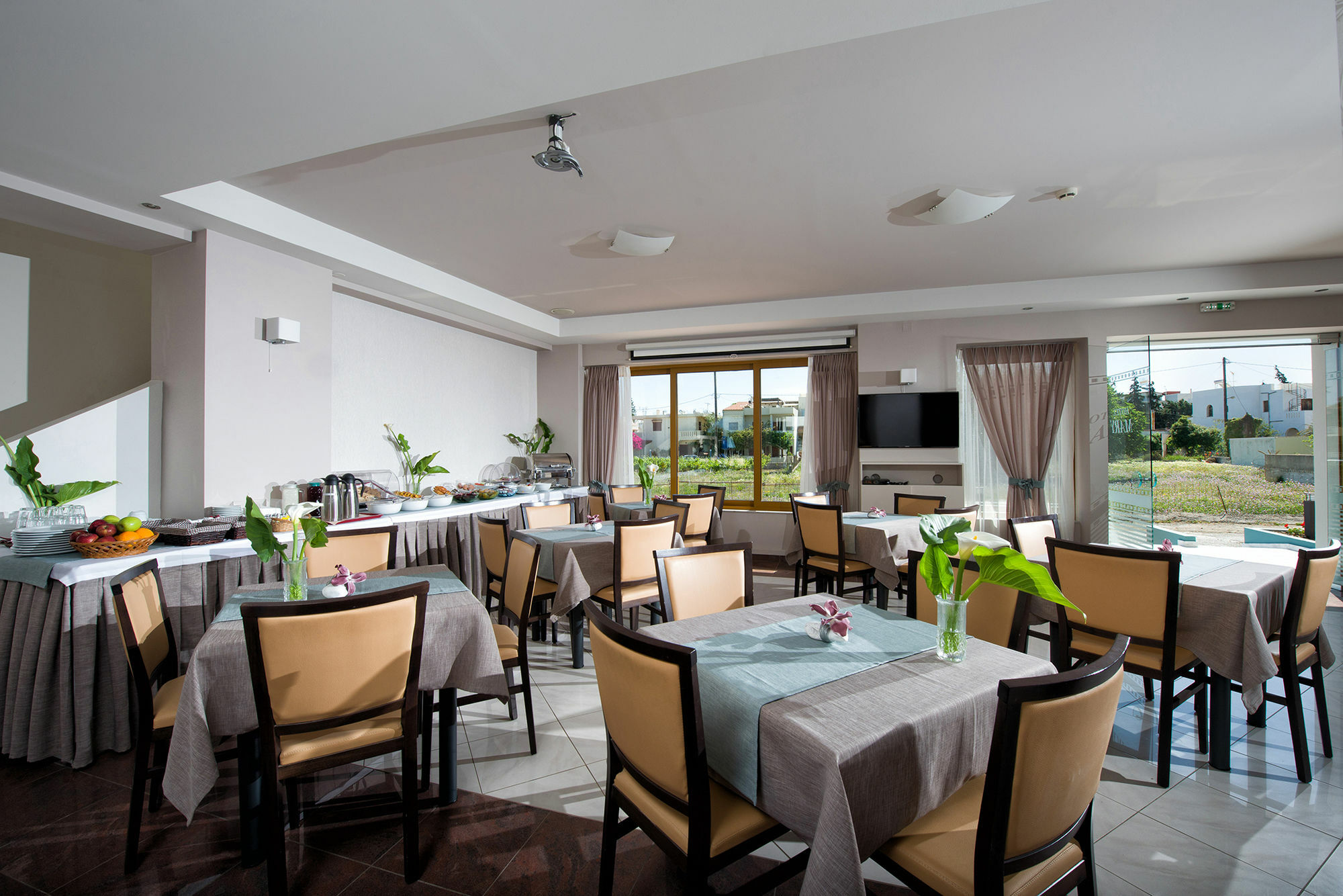 Mary Hotel & Mary Royal Suites Платанес Экстерьер фото
