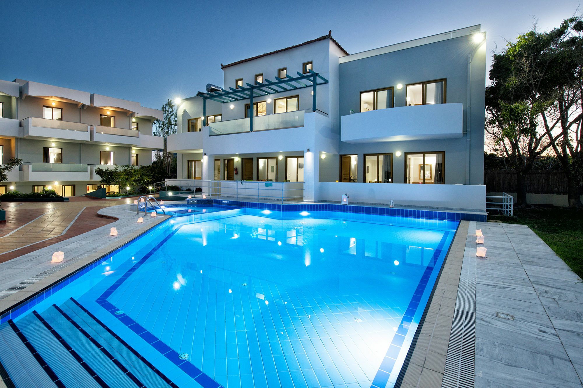 Mary Hotel & Mary Royal Suites Платанес Экстерьер фото