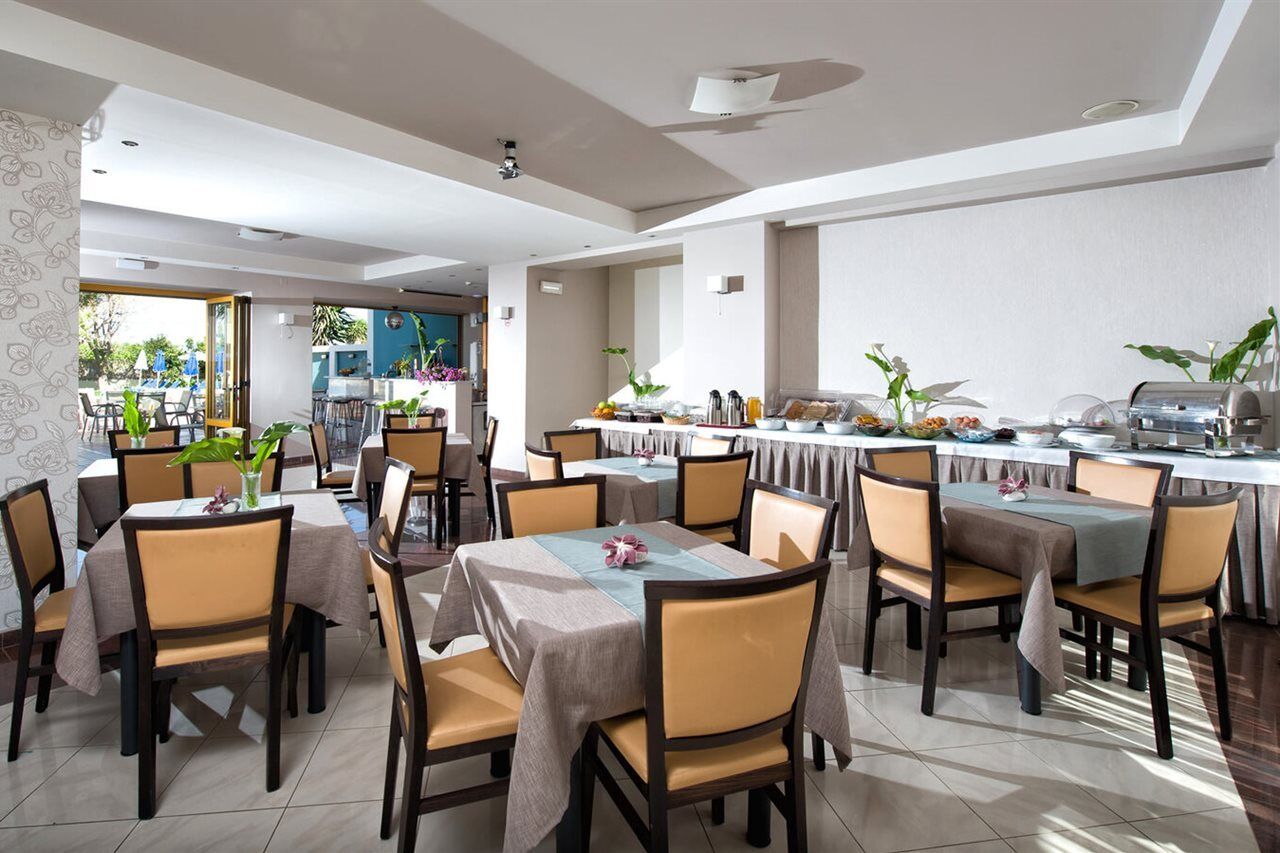 Mary Hotel & Mary Royal Suites Платанес Экстерьер фото